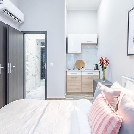 New - Central And Modern Studio بودابست المظهر الخارجي الصورة
